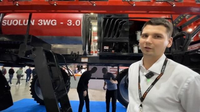 Агросалон 2022. Китайский самоходный опрыскиватель SUOLUN 3WG - 3.0 Копия CASE Patriot.