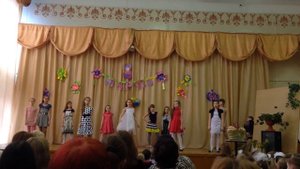 4б класс 29 школа 8 марта танец