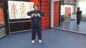 Цигун. Урок 7. Восемь отрезов парчи. 1-е упражнение.