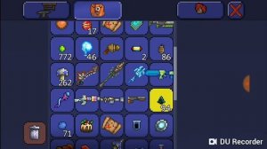 Как открыть сосновым блоком сундук биома в терарии!