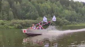 От наших Покупателей. В День ВМФ на Алюмакс-355 (качество картинки не от профессионала)