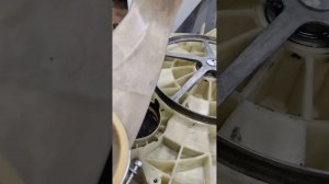 Ремонт встраиваемой стиральной машины с сушкой марки Hotpoint Ariston