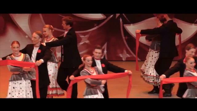 "Карусель" 1950-е - 2008 - 2018 // Ансамбль "Берёзка" / танец сквозь годы смотреть онлайн