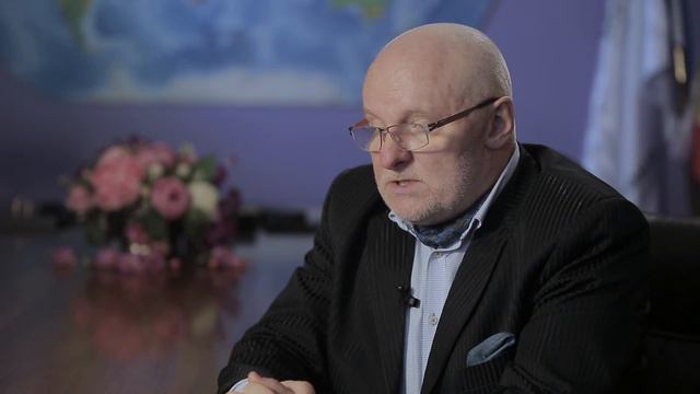 Почему стоит участвовать в ICO LH-Crypto - Смирнов А и Романи Седхом смотреть онлайн