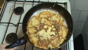 Хлебные гренки с яйцами