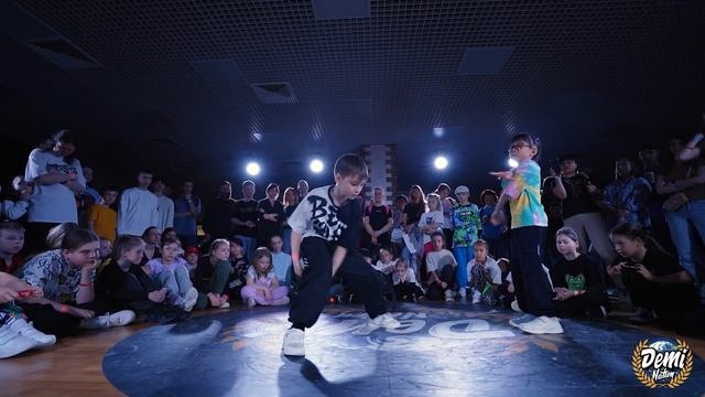 Ким Ксю vs Alex / TOP 16 / Hip-Hop Kids / Demination Battle 23 смотреть онлайн