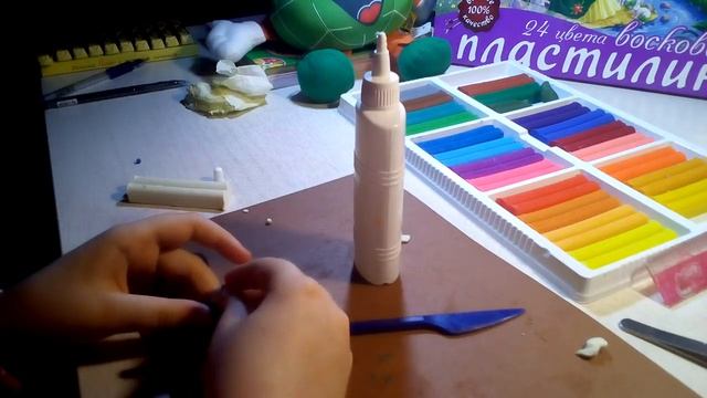 Как сделать салдатика на 23 февраля из воского пластилина.?! смотреть онлайн