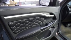 Доработали Lada Vesta - перетянули торпедо, двери, клаксон, перекрасили воздуховоды 2022