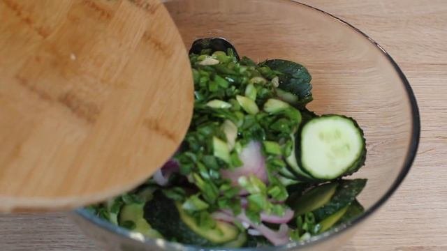 Острая закуска из огурцов
