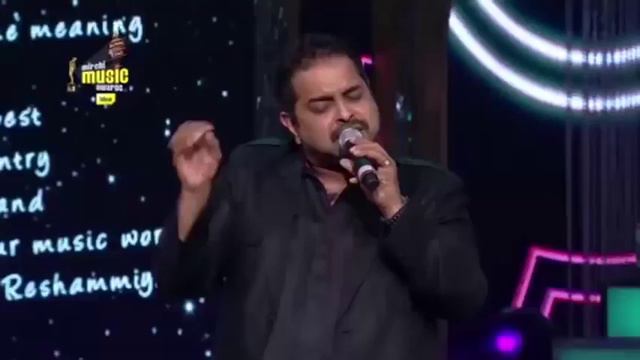 Shankar Mahadevan performs Breathless LIVE at the 7th Mirchi Music Awards YouTube 480p смотреть онлайн