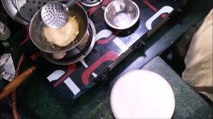 Готовим пури и картофель по-индийски . Индия . Раджастан .