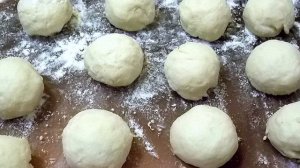 Творожные булочки со сгущенкой