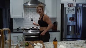 Brooke Ence's stomach growling (Vol. 1)