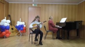 К.Листов "В землянке" обр.Е.Конновой исполняет Семёнова Алёна