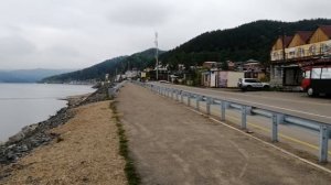Посёлок Листвянка на Байкале