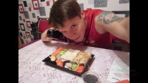 Завтрак с ЕКУЗ/TV Роллы с сырой рыбой от MyBOX/ Тест видеокамеры