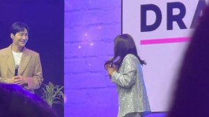 Kim Seon Ho reenacts scenes from his dramas with fans | Fanmeeting in Manila #kimseonhoinmnl2023