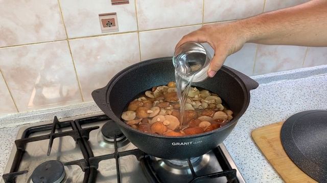 Легкий Рецепт Маринованых Грибов Маслята из Крымских Лесов?На зиму ? Recipe for Pickled Mushrooms?? смотреть онлайн
