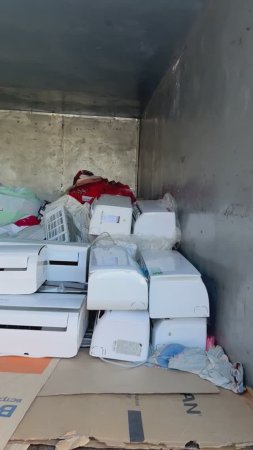 Завершение косметического ремонта,перевозим товар обратно (часть вторая).Роял-двери.