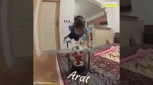 Будущая спортсменка! Папа воспитал!
