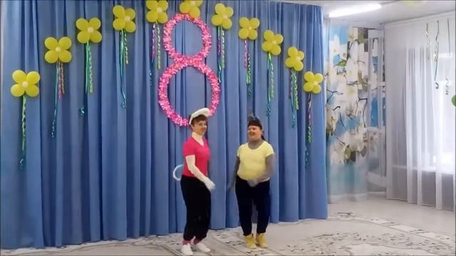 Утренник к празднику "8 Марта" во второй младшей группе "Юнга". смотреть онлайн