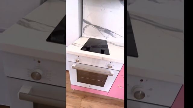 Собственник продаю 1 комнатную квартиру на море г Анапа с ремонтом мебелью и техникой евродвушка