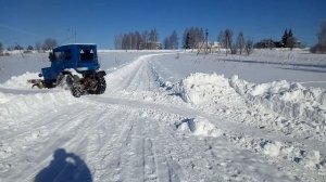 Мини трактор, чистим снег