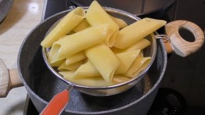 Фаршированные Макароны- сливочные трубочки с Грибами и Черри По-Милански.