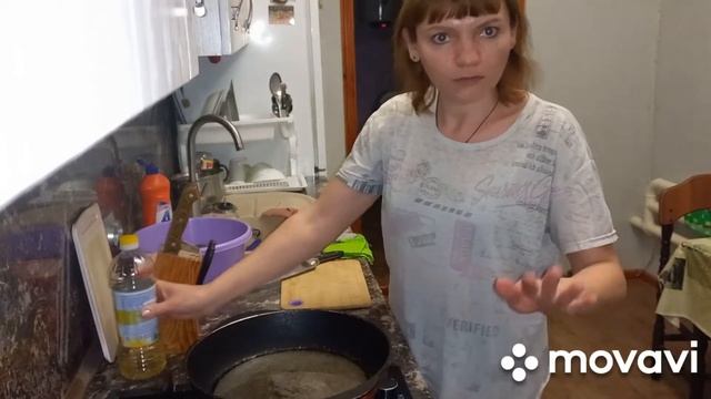 Как жарить карасей. Жаренный карась на сковороде в муке.