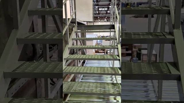 Изготовление металлических лестниц.