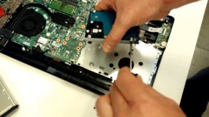 Замена в ноутбуке HDD на SSD на  примере DELL Vostro / Replacing a laptop HDD on SSD
