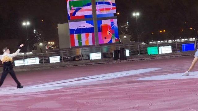 Финал. шоу на улице. Открытие катка в парке Горького в Москве 24.11. Евгений Плющенко,А.Трусова смотреть онлайн