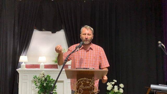 «Что помогает мне быть смелым» (проповедь 20.08.23) смотреть онлайн