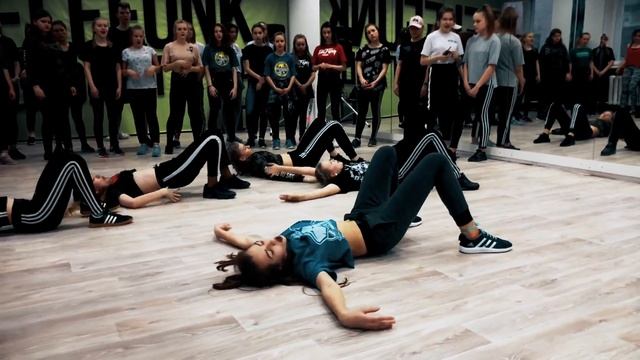 Танцы в Череповце с Юлией Князевой | TEMNIKOVA - Мне Нормально | Танцевальный центр ЭлеФанк смотреть онлайн