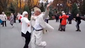 ЗАМАНИЛА ...   ЗАМАНИЛА!!! ОЧЕНЬ КРАСИВЫЙ И ЗАВОДНОЙ ТАНЕЦ!!!