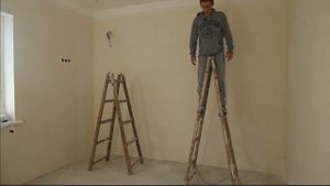 Деревянные стремянки, хорошее подспорье для ходуль.