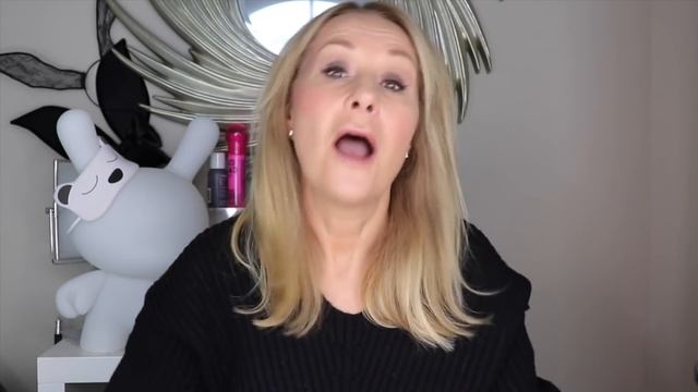 HOW TO CHOOSE THE BEST VITAMIN C FOR YOUR SKIN смотреть онлайн