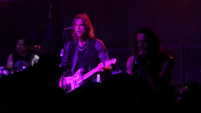 "Band Intros & Back for More" Ratt@TLA Philadelphia 4/27/17 смотреть онлайн