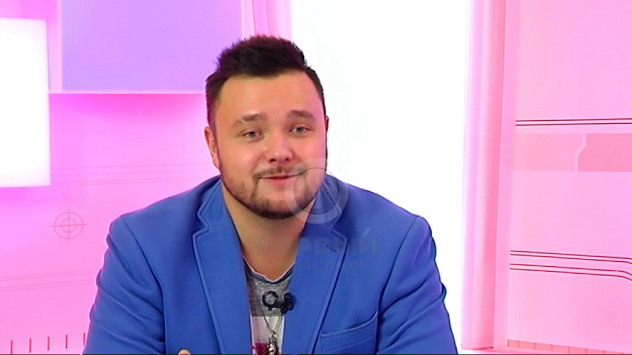 Программа " В центре внимания" интервью с Александром Белым .