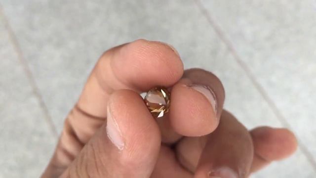 Genuine 2.00 Carat 8.4 mm Brown Round Brilliant Cut Moissanite смотреть онлайн