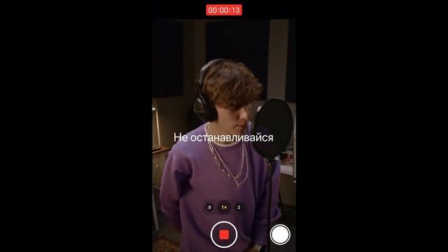 Стильные чехлы MagSafe для линейки iPhone 12. Покупай у официальных реселлеров Apple. смотреть онлайн