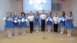 Ансамбль Реченька "Мир нужен всем" автор Т.Кривова