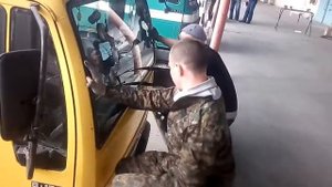 Замена стекла на MAN L2000