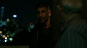 Каратель и Сорвиголова разговор на крыше - (убийство грото)