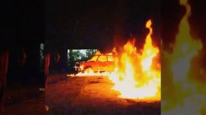 Чоршанбе сжёг свою машину?