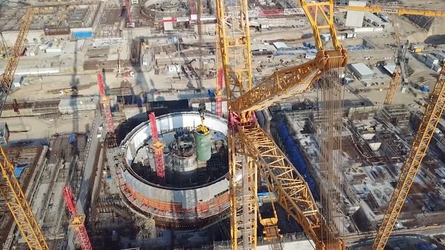 Установка корпуса реактора на АЭС «Аккую» | Турция смотреть онлайн