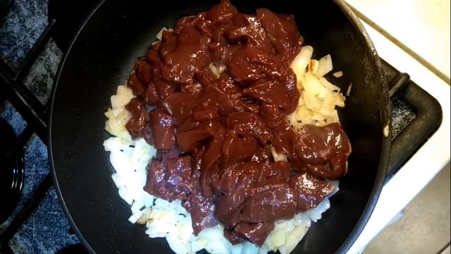 Говяжья печень в соусе!Очень вкусно!