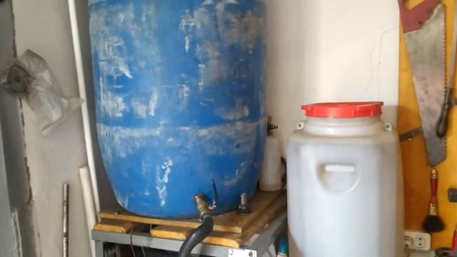 Собираю дождевую воду в гараже. смотреть онлайн