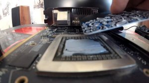Меняю термопасту на видеокарте r9 290X. 4K