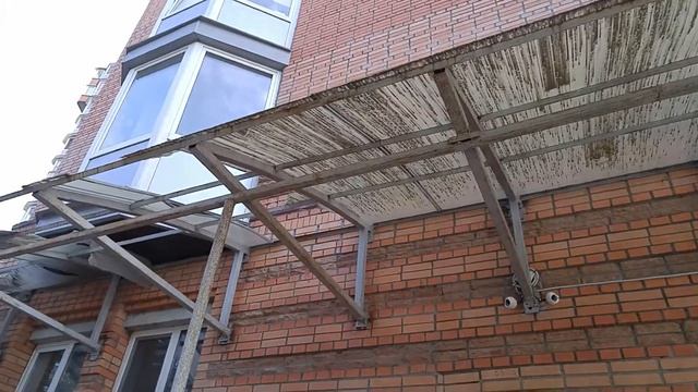 Поликарбонат потрескался или, что будет с дешевым козырьком 2. смотреть онлайн